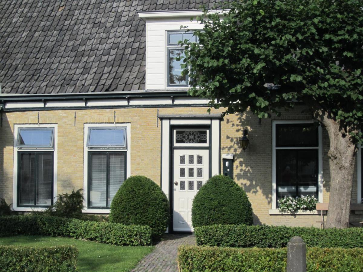 B&B De Gouden Vlo Donkerbroek Bagian luar foto