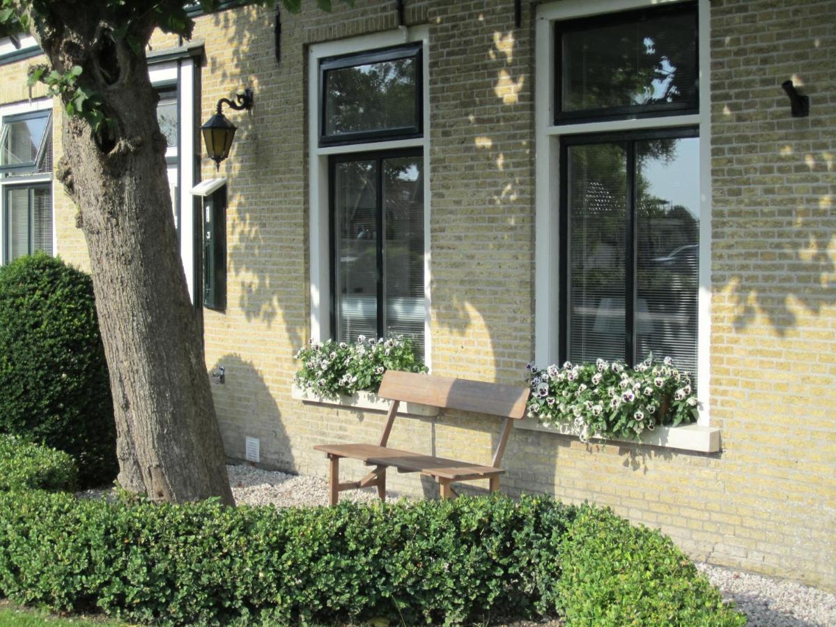 B&B De Gouden Vlo Donkerbroek Bagian luar foto