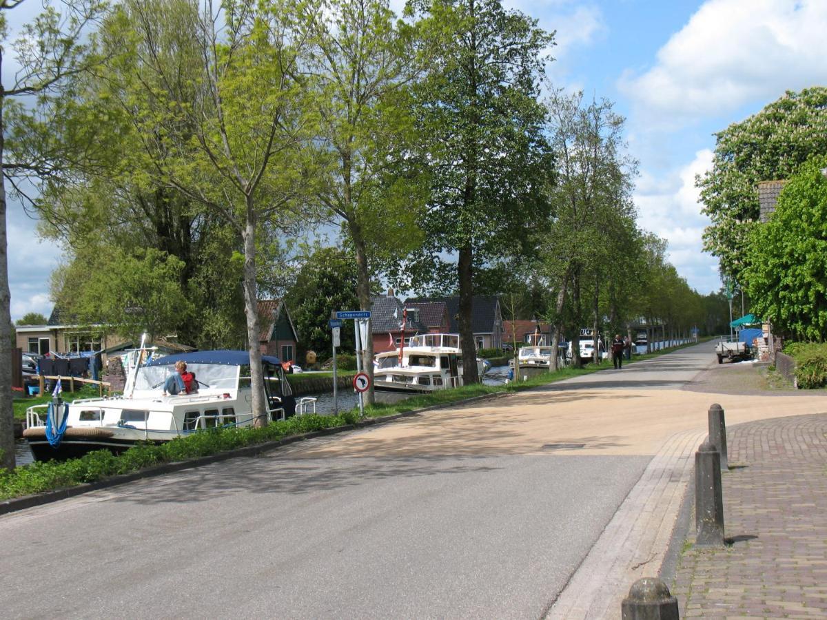 B&B De Gouden Vlo Donkerbroek Bagian luar foto
